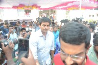 Celebs Pay Homage to Taraka Ratna